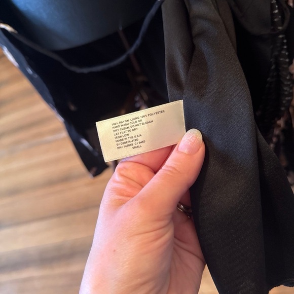 Everly Black Floral Wrap Dress S 4–6 Long Sleeve Mini Tie Waist Slit - Picture 6 of 6